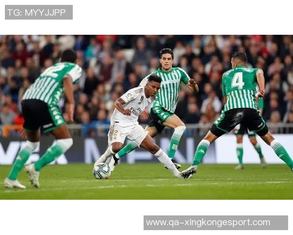 维尼修斯对阵贝蒂斯表现乏力能否在进攻中扛起大旗引发关注